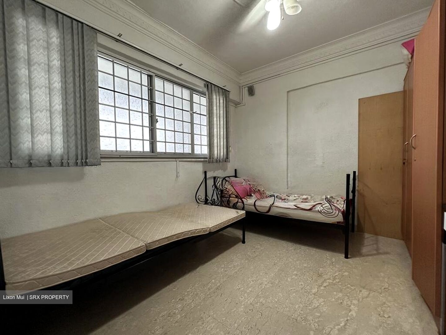 Blk 547 Jurong West Street 42 (Jurong West), HDB Executive #518165101